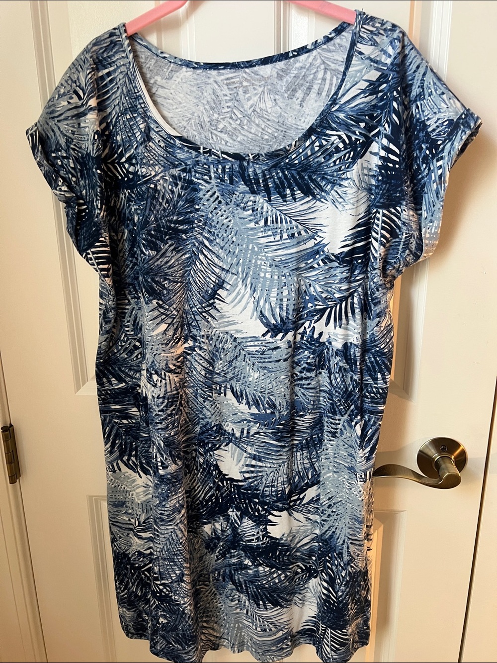 Canyon River Blues Navy Palm-Print Tee-Shirt Type